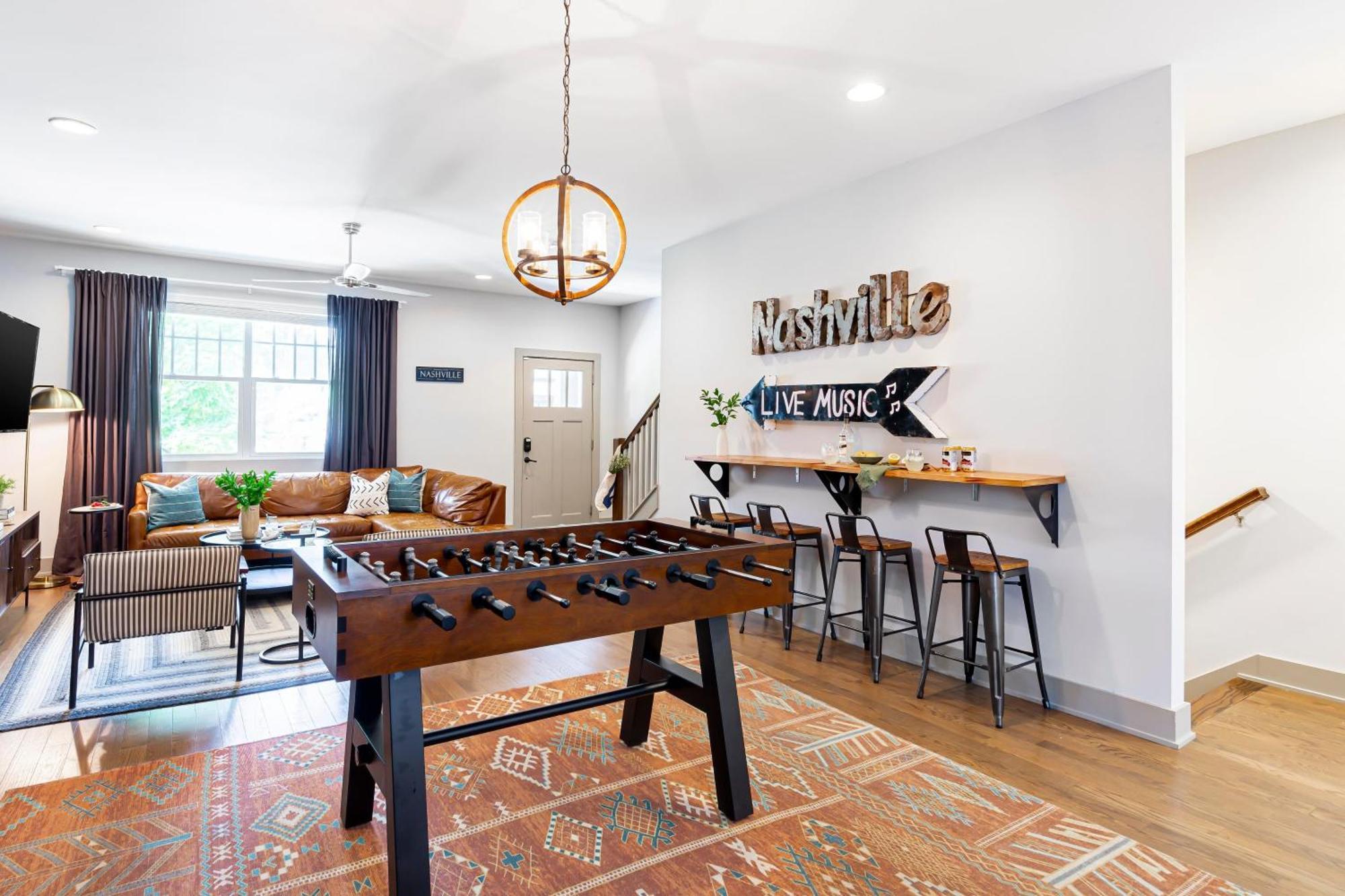 Waverly By Avantstay Nashville-Inspired Townhome W Luxury Kitchen Pool Table Dış mekan fotoğraf