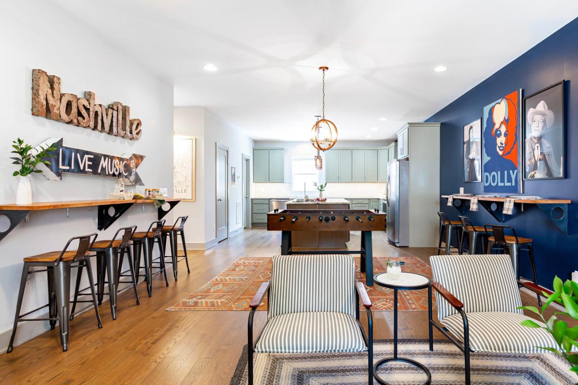 Waverly By Avantstay Nashville-Inspired Townhome W Luxury Kitchen Pool Table Dış mekan fotoğraf